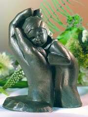 Dorothea Steigerwald - Bleib sein Kind - Kaltbronze Bleib sein Kind - Kaltbronze